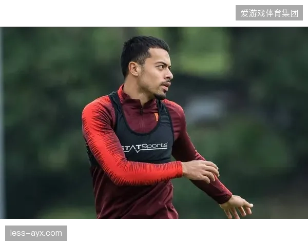 核心球员易遭对手重点盯防，如何保护并解放达瓦萨里是战术关键。